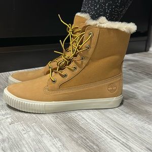 Timberland Fur Lined